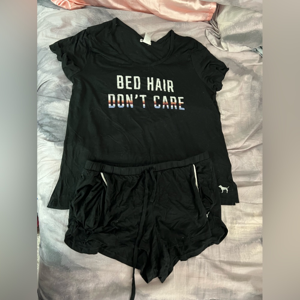 Pink sleep set